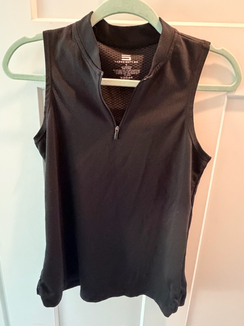 Three Sixty Six Black Sleeveless Golf Tank Zip Athletic Top Women Small